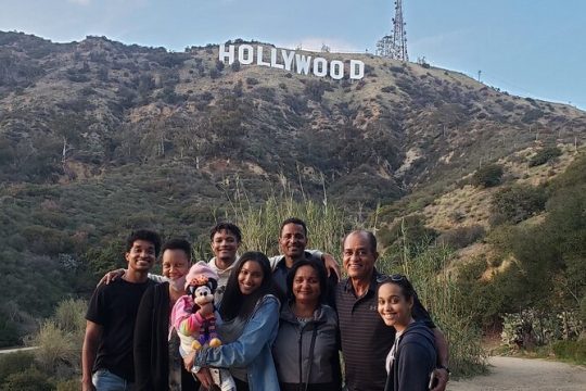Private Hollywood Sign Adventure Hike - Closest Possible View
