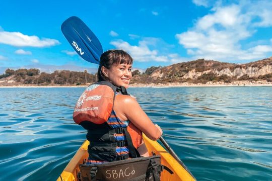 Coastline Kayak Tour near Santa Barbara with Knowledgeable Guide