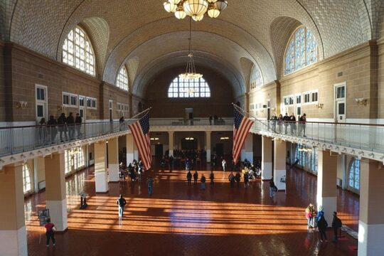 Statue of Liberty Roundtrip Ferry ticket 1st tour 8:30am
