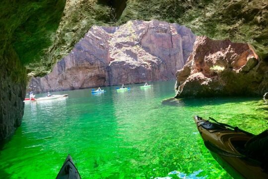 Hoover Dam Kayak Tour on Colorado River with Shuttle
