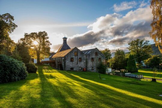 The Ultimate Whisky Experience from Edinburgh