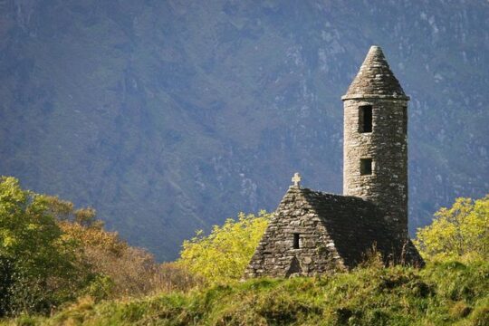 Small-Group Wicklow, Powerscourt, and Glendalough Day Tour from Dublin