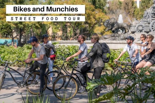 Street Food Tour with Friends