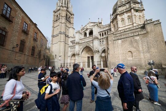 Segovia and Toledo Day Trip with Alcazar Ticket and Optional Cathedral