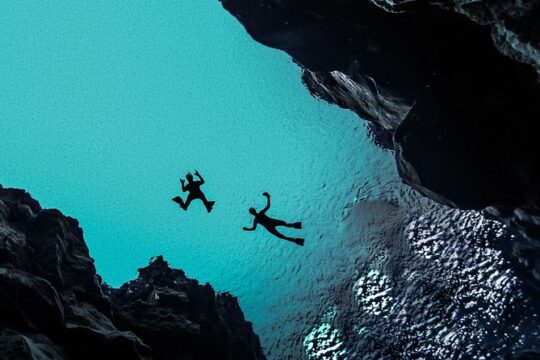 Silfra Drysuit Snorkeling Tour with Underwater Photos - From Reykjavik