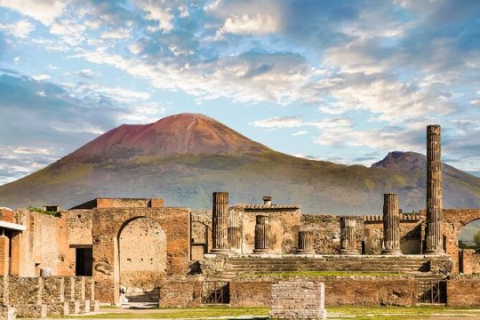 Pompeii Day Trip with Mount Vesuvius or Amalfi Coast Option