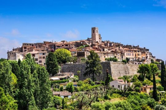 Provence Countryside Small Group Day Trip with Grasse Perfumery Visit from Nice