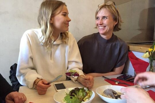 Classic Bites and Culinary Trends Neighborhood Food Tour in Berlin