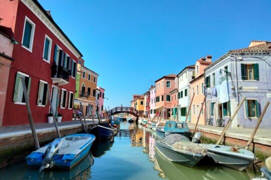 Murano Glass Experience plus Visit to a Burano lace island