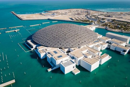 Dubai to Abu Dhabi Grand Mosque & Qasr Al Watan Palace