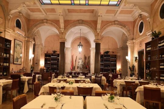 Rome: Wine & Food Paring Dinner with Sommelier near the Pantheon