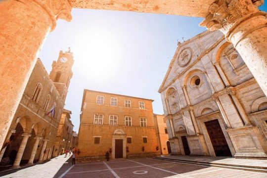 Tuscan Food and Wine Tour of Val d'Orcia from Florence