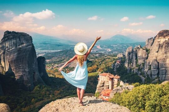 Full-Day Meteora Monasteries & hermit Caves Tour from Athens