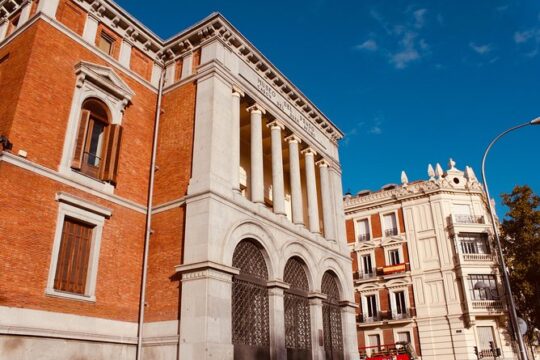 Private Guided Tour of the Prado Museum in Madrid with fast entrances and pick up at the hotel.