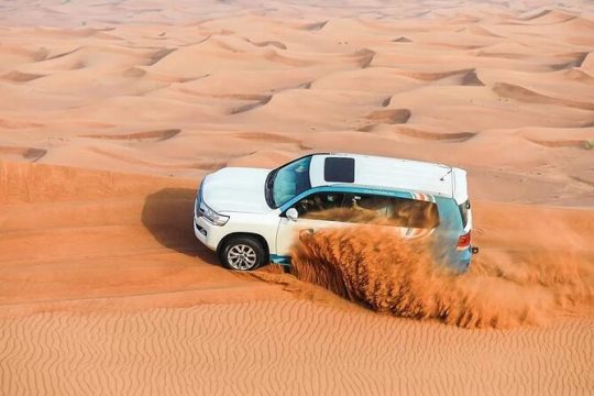 Evening Red-Dunes Desert Safari In Dubai with 5* BBQ Dinner