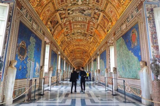Essential Sistine Chapel Tour, Vatican Museums and St Peter's Basilica
