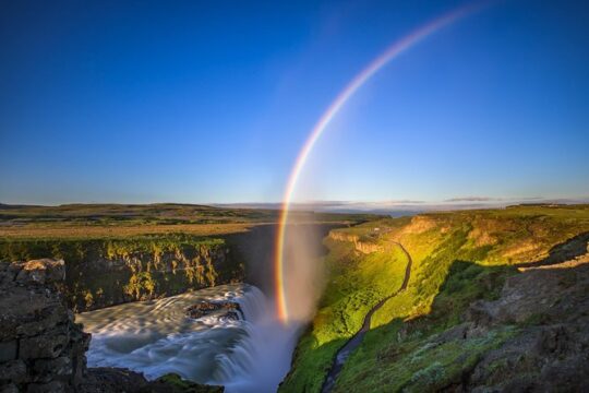 Small-Group Golden Circle and Kerid Volcanic Crater Day Trip from Reykjavik