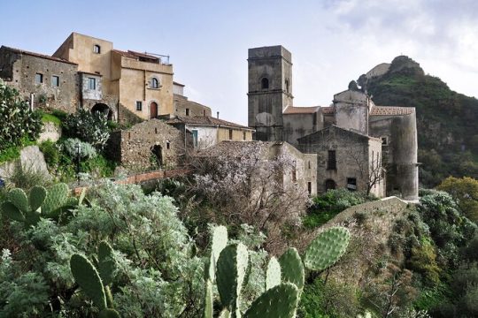 The Godfather and Taormina Tour from Messina