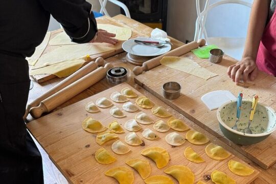 Exclusive cooking class in Roman countryside with local chef