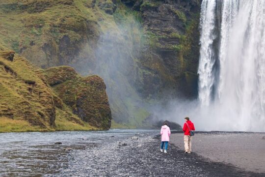 South Iceland, Glacier & Black Sand Beach Small Group Tour from Reykjavik