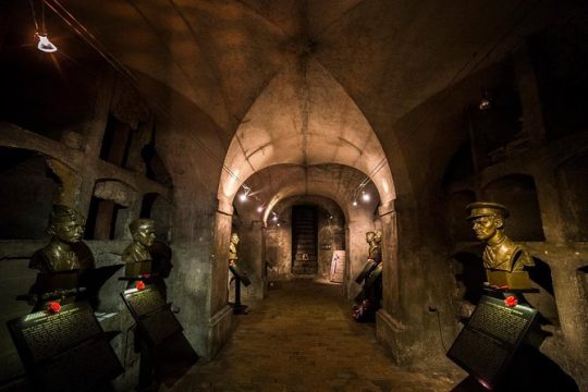 Small-Group World War II Historical Tour in Prague