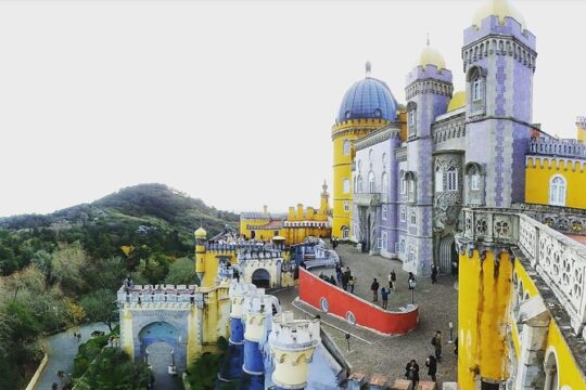 Sintra's Wonderland Like a Local: Small Group Tour