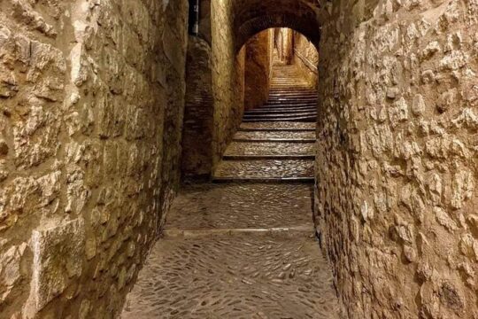 Girona Guided Tour with Cathedral, Arab Baths & St Feliu Basilica