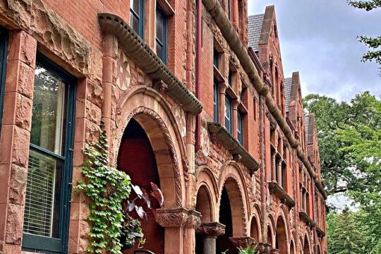 Walking St. Paul Summit Ave. Victorian Homes Private Tour (2 hrs)