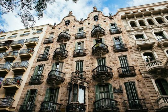 The Beauty of Barcelona by Bike: Private Tour