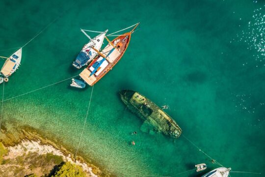 From Split: Half-Day Blue Lagoon and 3 Islands Boat Tour