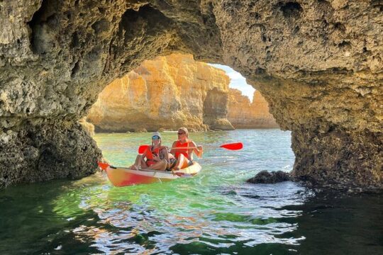 KAYAK Caves tour into magical spots in the Algarve