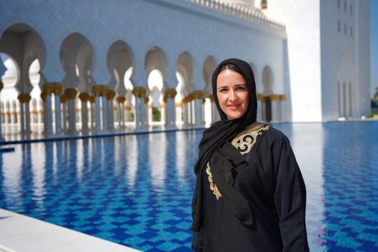 From Dubai: Half Day Sheikh Zayed Grand Mosque Guided Tour
