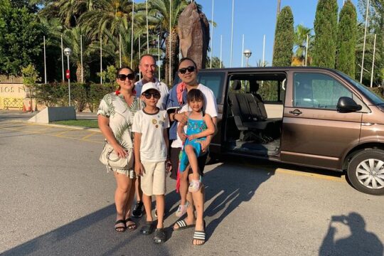 Private Girona and Costa Brava Tour with Hotel pick-up from Barcelona