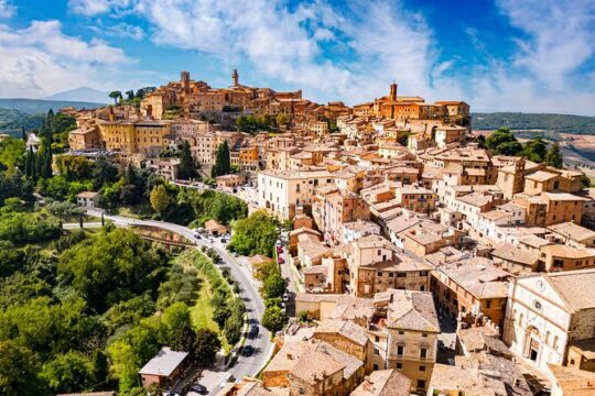 Tuscany Guided Day Trip from Rome with Lunch & Wine Tasting