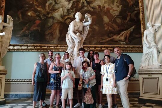 Skip the line: Uffizi and Accademia Small Group Hidden Highlights Walking Tour