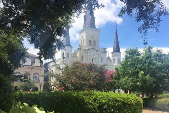 New Orleans Historical and Haunted Walking Tour