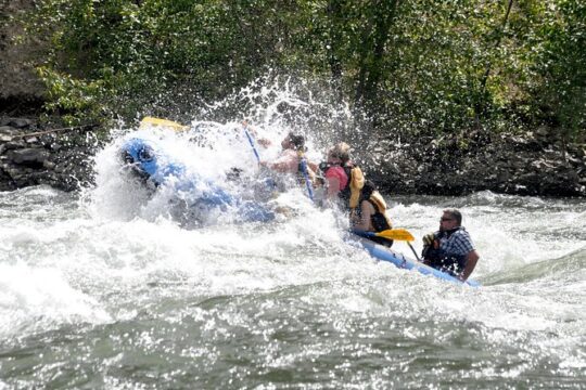 Whitewater and Wine: Wenatchee River Whitewater Rafting and Winery Tour