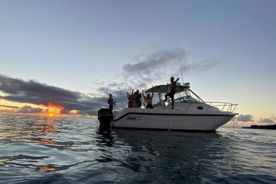 Private Sunset Luxury Cruise Oahu, HI