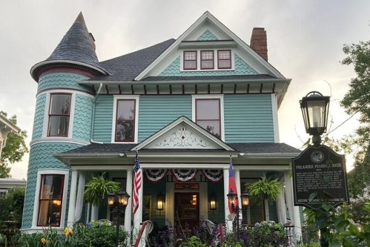 History and Architecture Walking Tour
