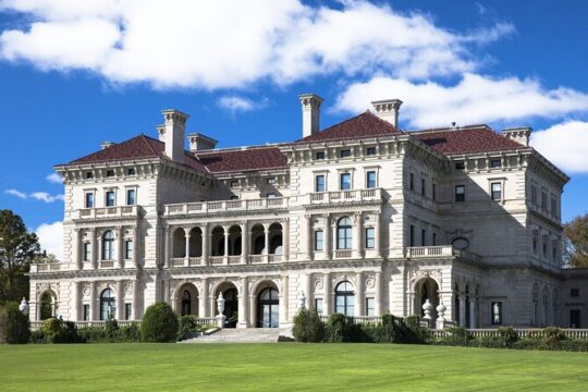 Ocean Drive Historic District: A Newport Self-Guided Driving Tour