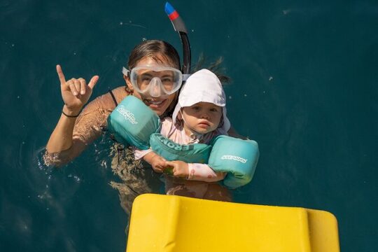 From Ma'alaea Harbor: Afternoon Molokini or Coral Gardens Snorkel Aboard Malolo