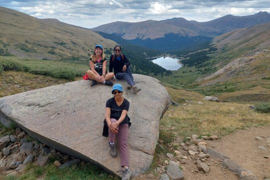 Guided Hike to Alpine Lakes