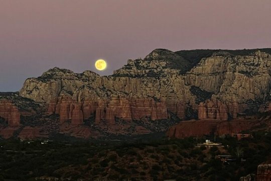 Majestic Full Moon Private Jeep Tour from Sedona