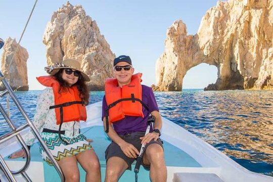 Enjoy Cabo San Lucas city tour and amazing sea adventure to Lands End!