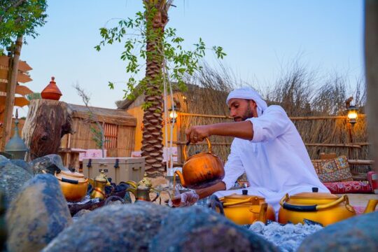 Dubai Evening Heritage Safari by Vintage G Class & Al Marmoom Oasis