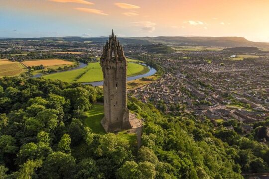 Stirling, Highlands & Distillery in Spanish