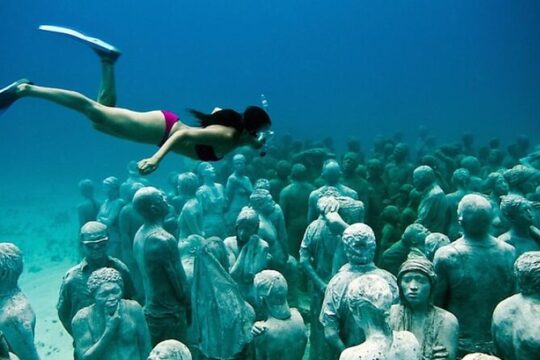 Isla Mujeres Catamaran Tour with Snorkel Transportation All Inclusive