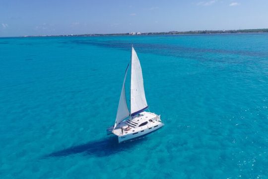 Cozumel Luxury Sailing & Snorkeling Cruise Experience