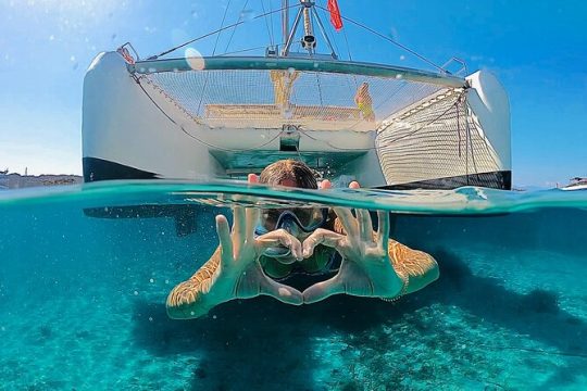 Catamaran excursion to the Maddalena archipelago, lunch and snorkelling