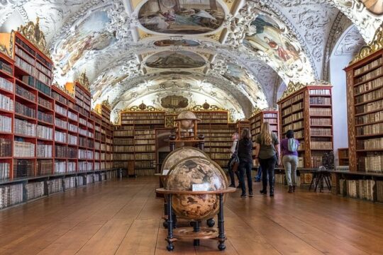 Beer & Baroque: A Highbrow Brew Walking Tour